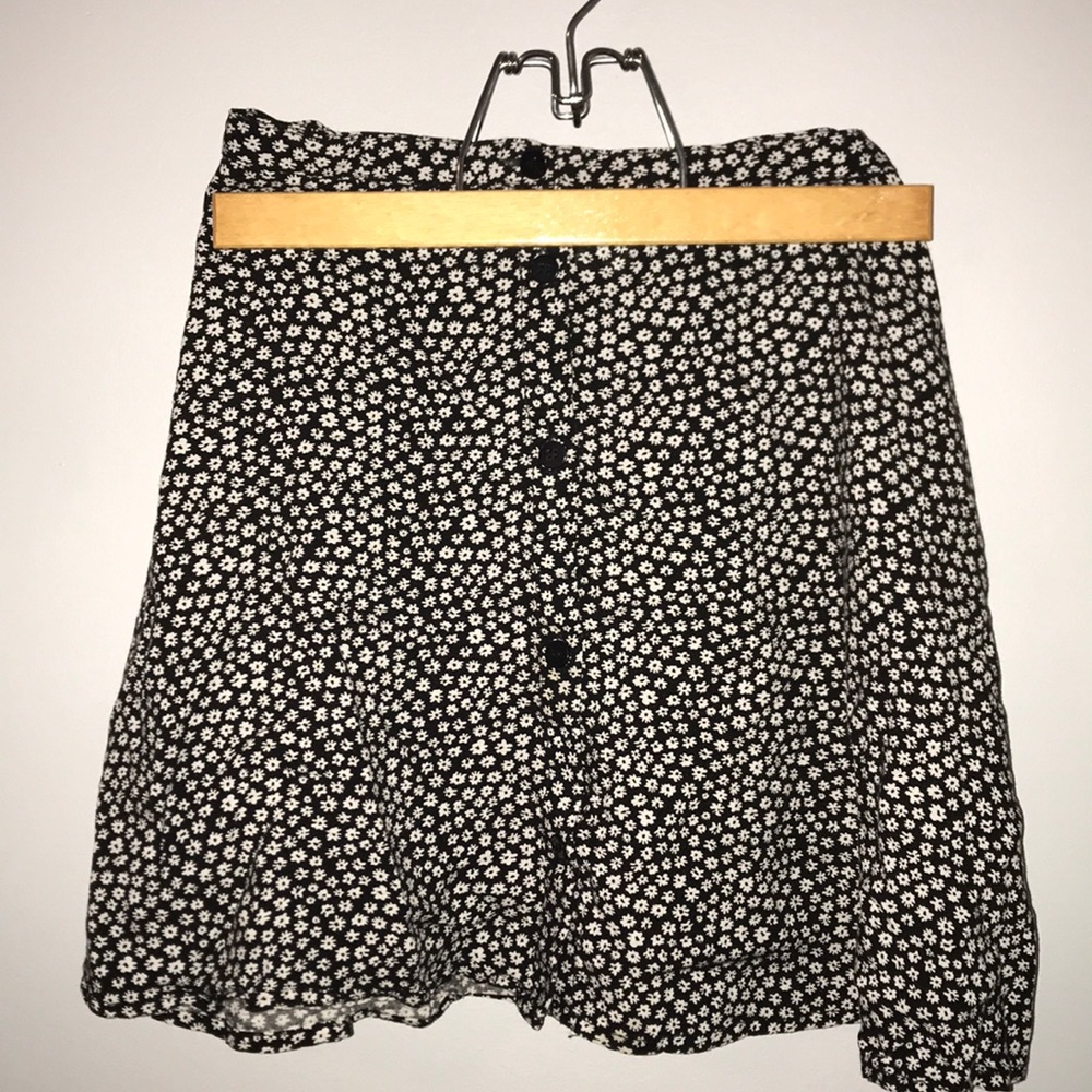 black and white floral button up mini skirt